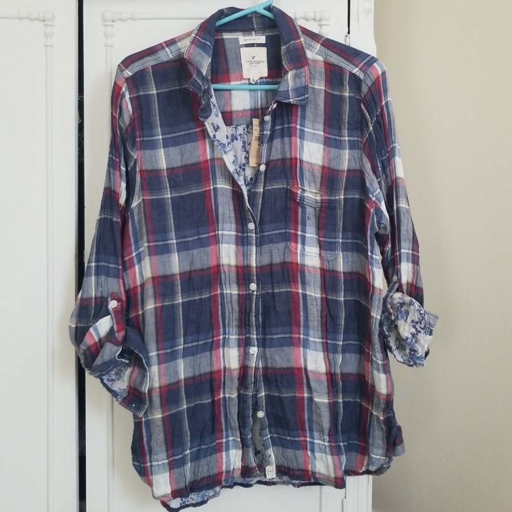Buttons down shirt